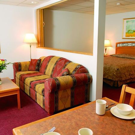 Grouse Inn West Vancouver Δωμάτιο φωτογραφία