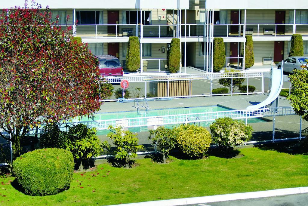 Grouse Inn West Vancouver Εξωτερικό φωτογραφία